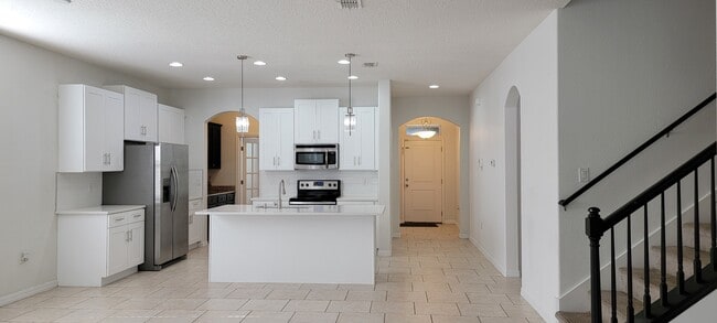 Building Photo - 2391 Beacon Landing Cir