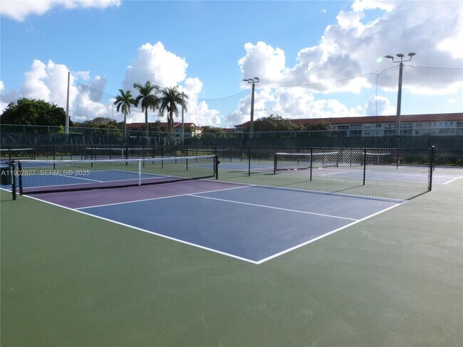 Building Photo - 1151 SW 128th Terrace