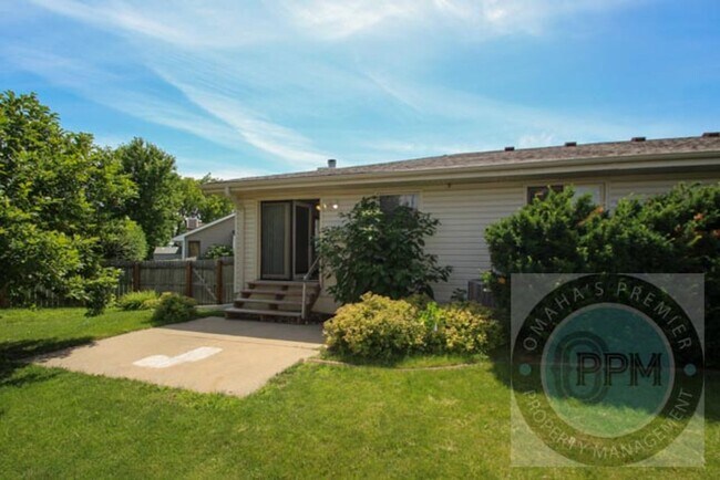 Building Photo - 6323 N 108th Ave Cir