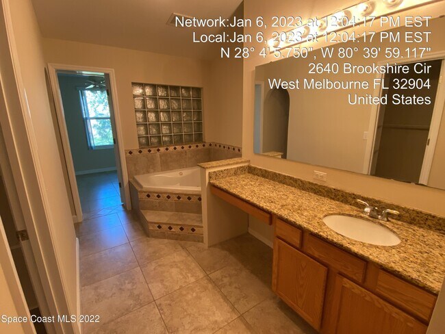 Building Photo - 2640 Brookshire Cir