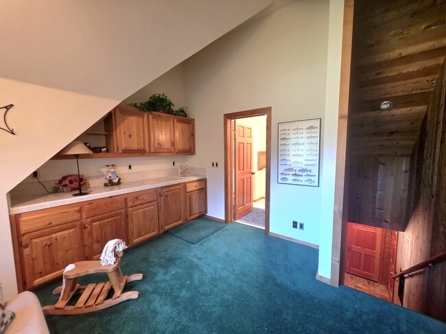 Building Photo - 1921 Bernina Dr