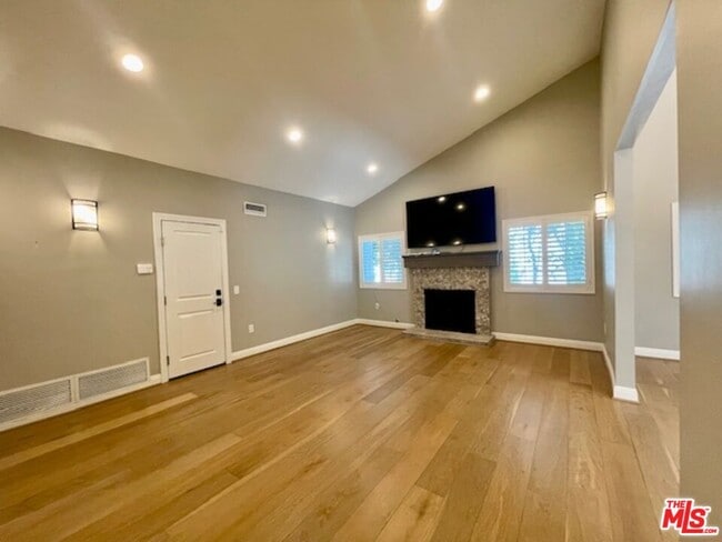 Building Photo - 1080 Finrod Ct