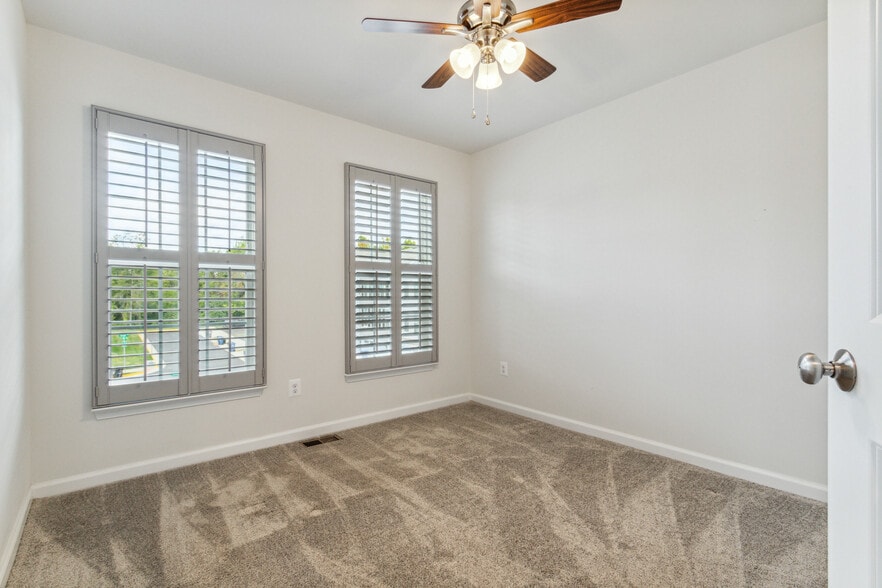 Bedroom 1 - 9093 Connor House Rd