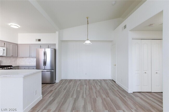 Building Photo - 7701 Himalayas Ave