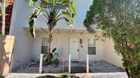 Building Photo - 918 SW 74th Ave