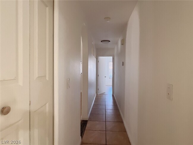Building Photo - 9582 Bighorn Ranch Ave