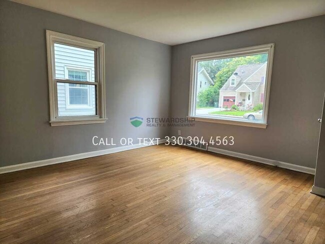 Building Photo - 2131 Dennison Pl NW