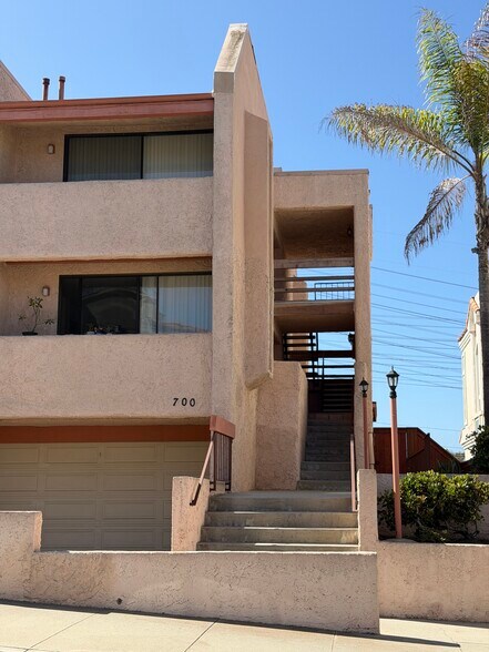 Outside - 700 1st St
