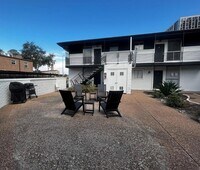 Building Photo - 5123 Del Monte Dr