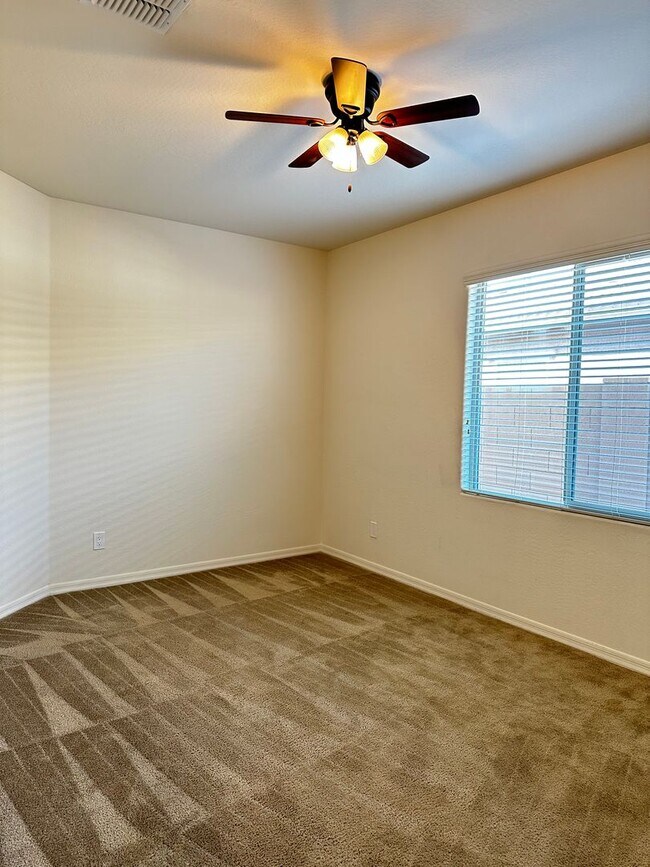 Building Photo - 4 BD + DEN IN CORTESSA IN WADDELL