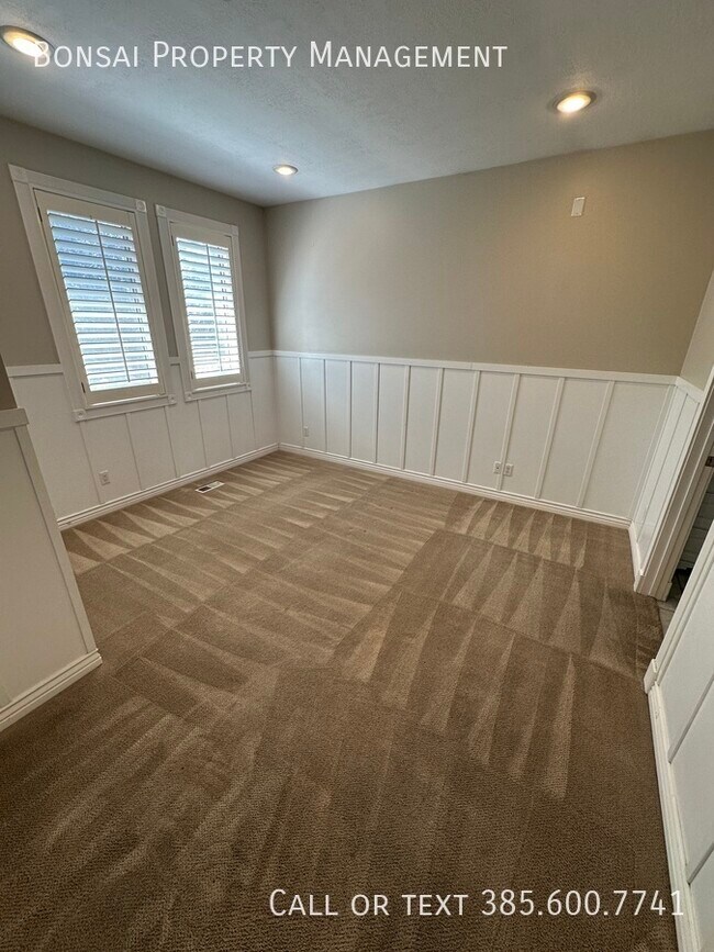 Building Photo - 11291 Palisade View Dr