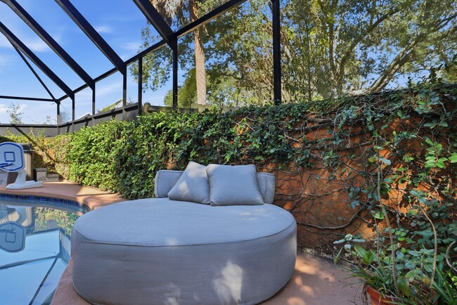 Building Photo - 13609 Heritage Way