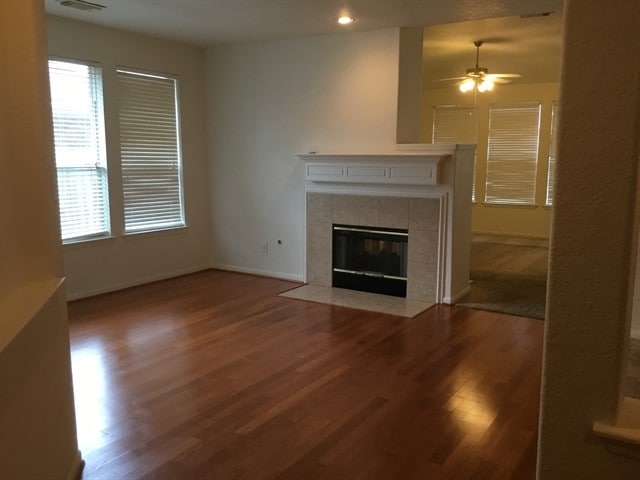 Building Photo - 4702 Sebastopol Dr