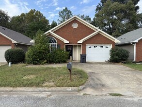 Building Photo - 3 Bed / 2 Bath House for Rent in Phenix City, AL