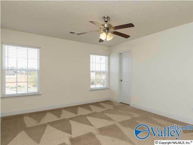 Building Photo - 212 Crab Orchard Dr