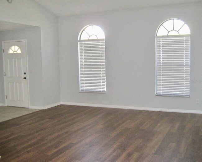 Building Photo - 4398 Plumosa St