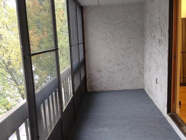 Building Photo - 180 Green St