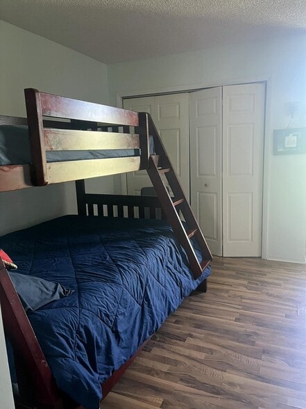 Building Photo - 5500 Ocean Shore Blvd