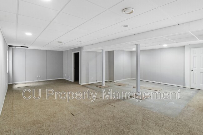 Building Photo - 3921 Trailway Dr