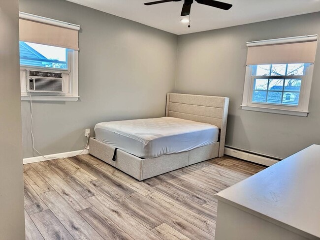 Building Photo - 107 Fairview Ave