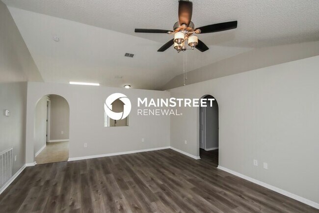Building Photo - 3 Bedroom Pet-Friendly Home in PALM BAY, FL with Main Street Renewal