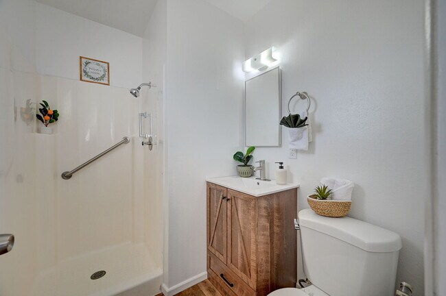 Building Photo - SINGLE-STORY HOME | HUGE BACKYARD + XL POWERED STORAGE SHED | NORTH LAS VEGAS