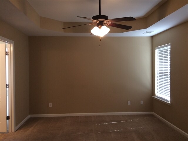 Building Photo - 1824 Baslia Ln