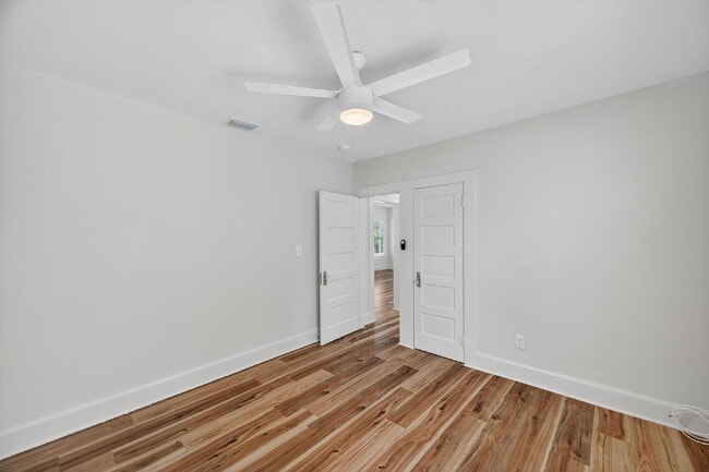 Building Photo - Fully Renovated 3 bedroom St. Pete Home | ...
