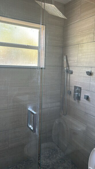 Building Photo - 1101 NW 55th Ave