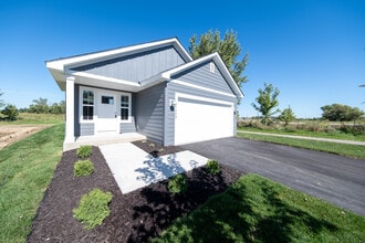 Building Photo - 1121 Dorothy Ln