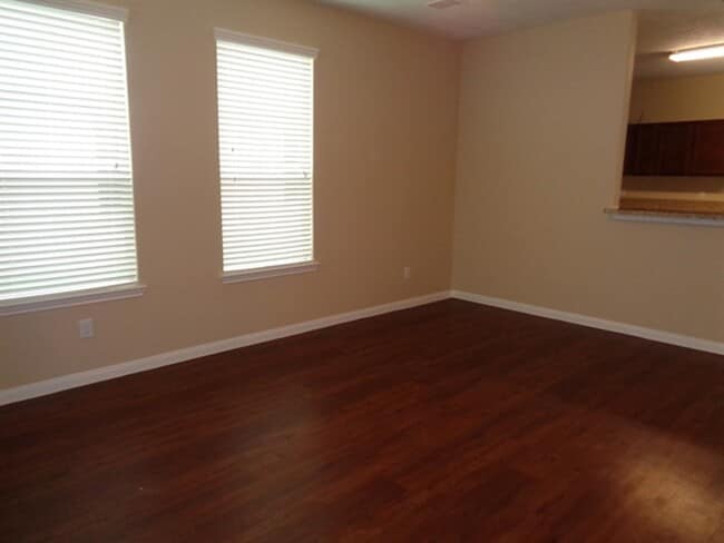 Building Photo - 2207 Steep Pine Tr