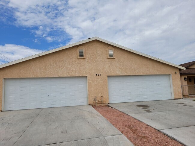 Primary Photo - 1495 Verde Dr