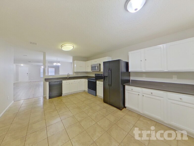 Building Photo - 2983 Celian Dr