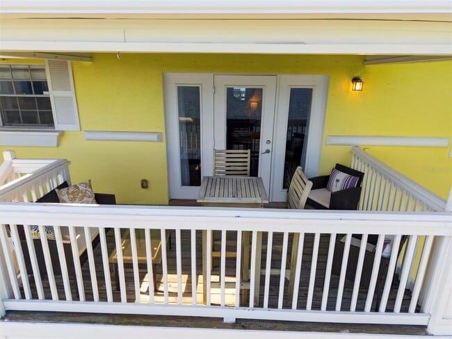 Building Photo - 201 Pompano Dr SE