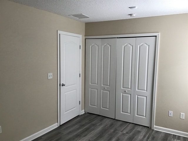 Building Photo - 421 Monet Ave