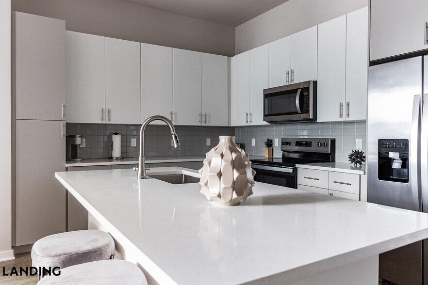 Building Photo - 4902 Cosmos Cir