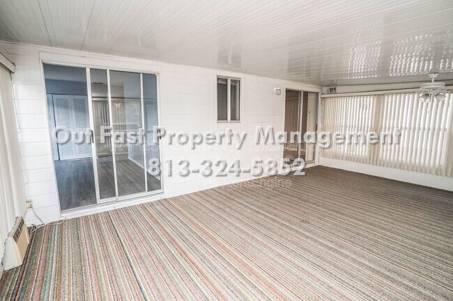 Building Photo - 2764 Kavalier Dr