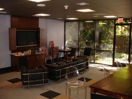 Building Photo - 500 N St