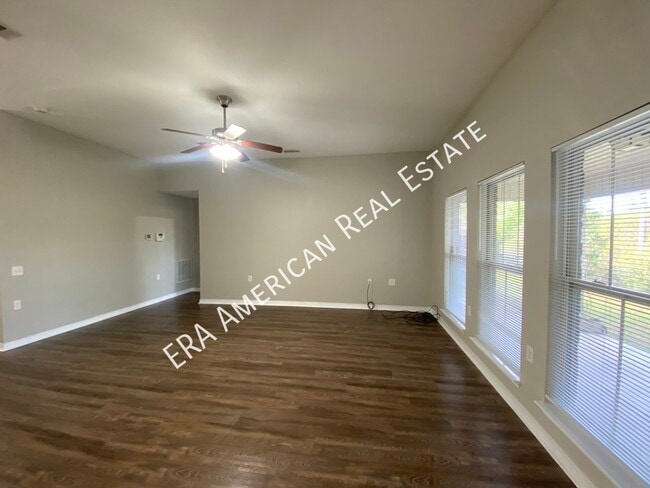 Building Photo - 2024 Bright Water Dr