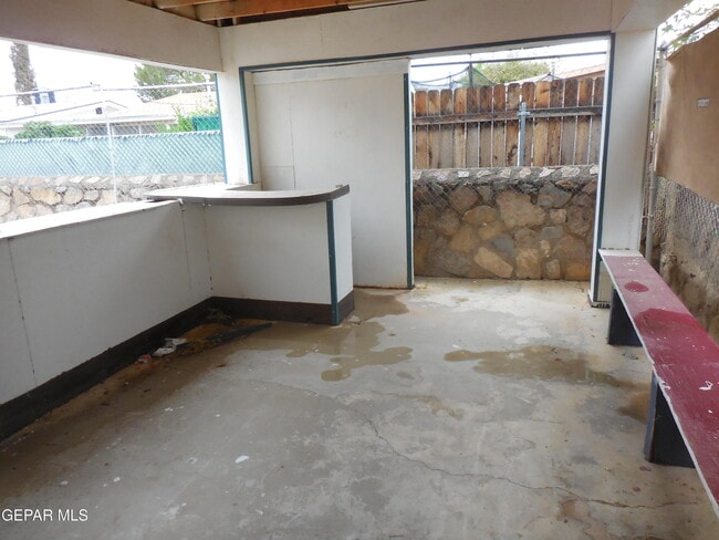 Building Photo - 5804 River Hollow Ct
