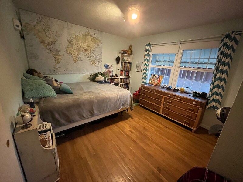 Building Photo - 6462 Birchwood St