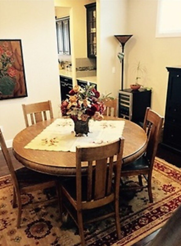 Dining with Butler Pantry - 1211 35th St Pl SE