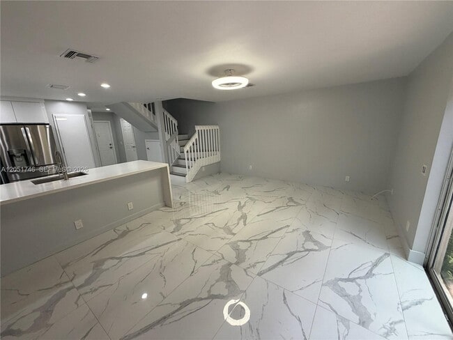 Building Photo - 774 NW 42nd Pl