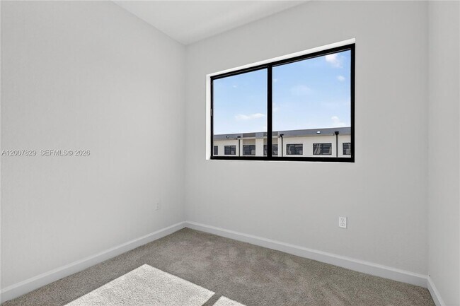 Building Photo - 13883 SW 262nd St