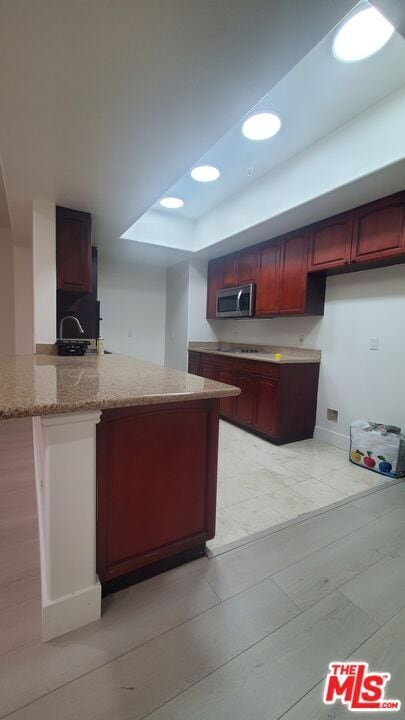 Building Photo - 962 S Gramercy Dr