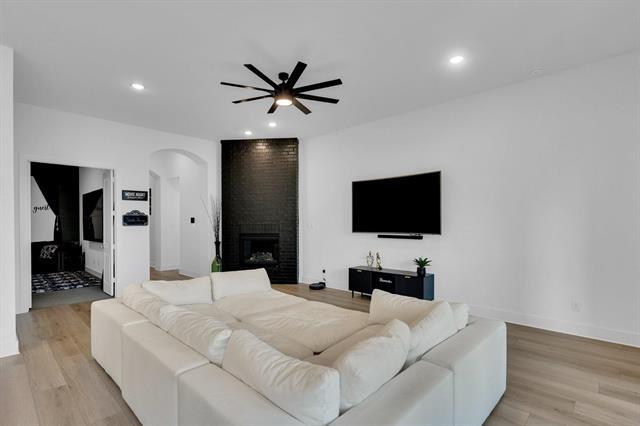 Building Photo - 480 Arcane Dr