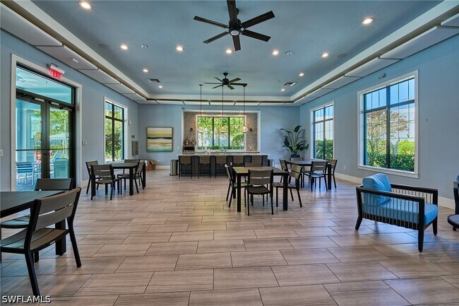 Building Photo - 2626 Seychelles Cir