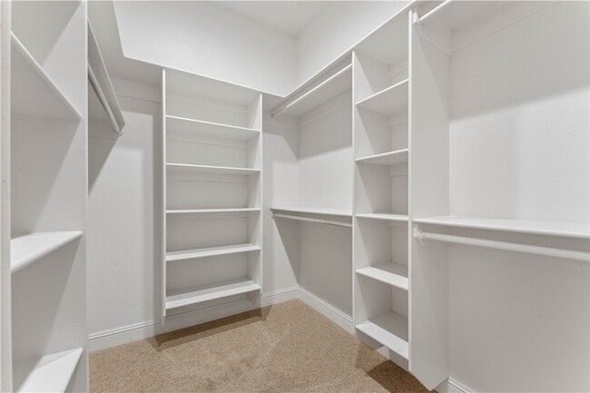 Building Photo - 501 SE Eaton St