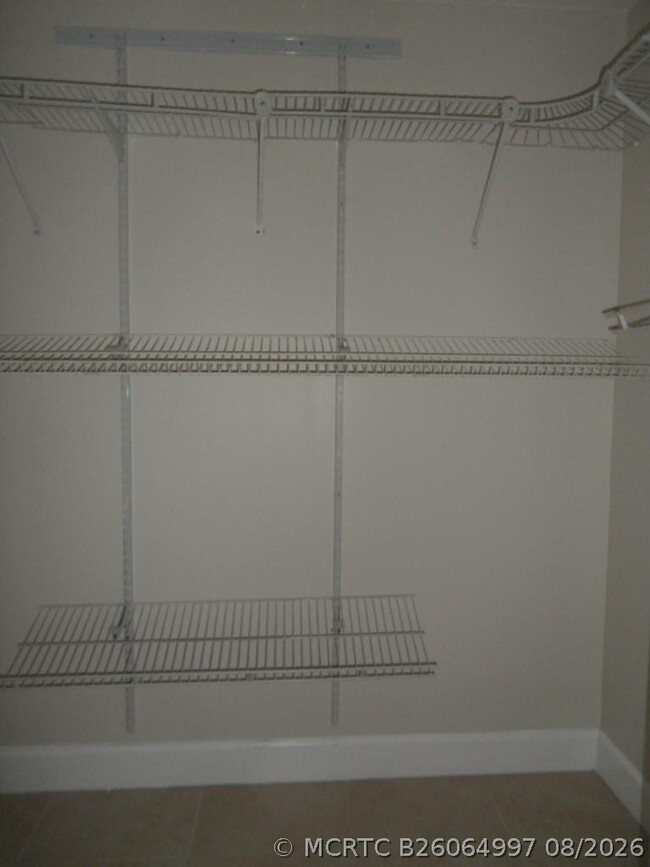 Building Photo - 10773 Cleary Blvd