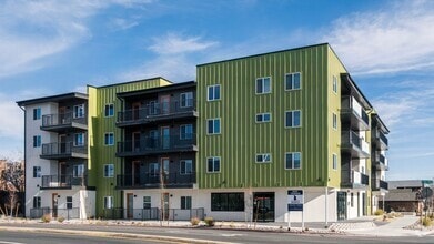 Building Photo - The Carlin I